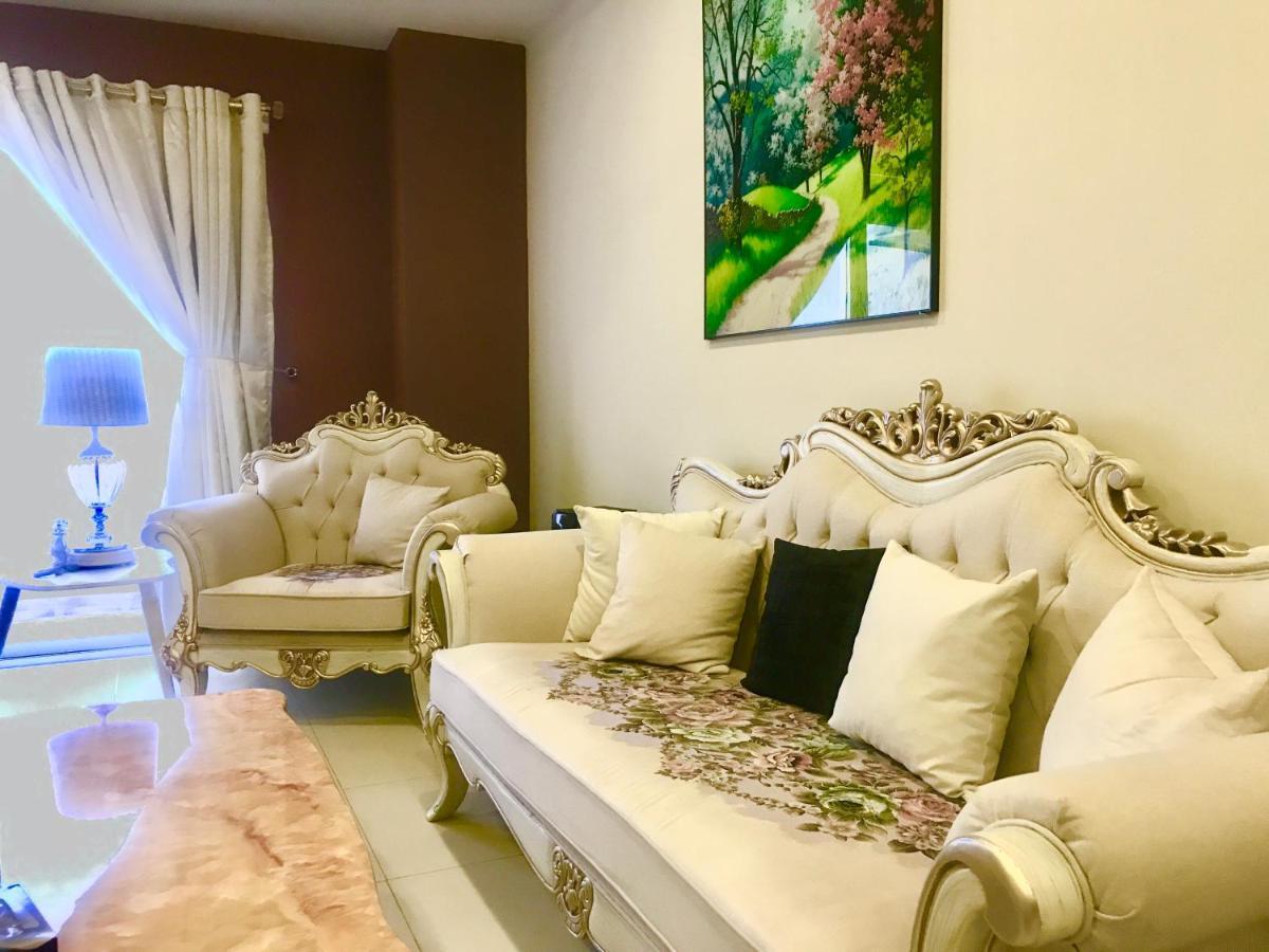 איסלמאבד Atrium High Suite 2Bed Family Apartment Near Giga Mall מראה חיצוני תמונה